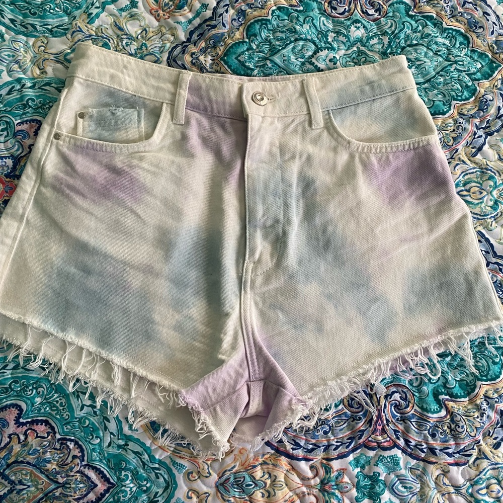 Zara jean shorts!